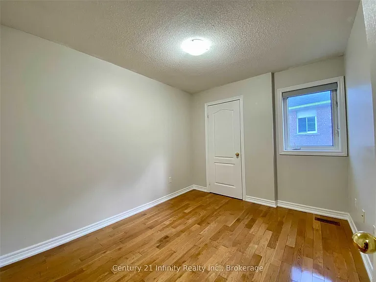 5688 Pegasus St — Photo 14