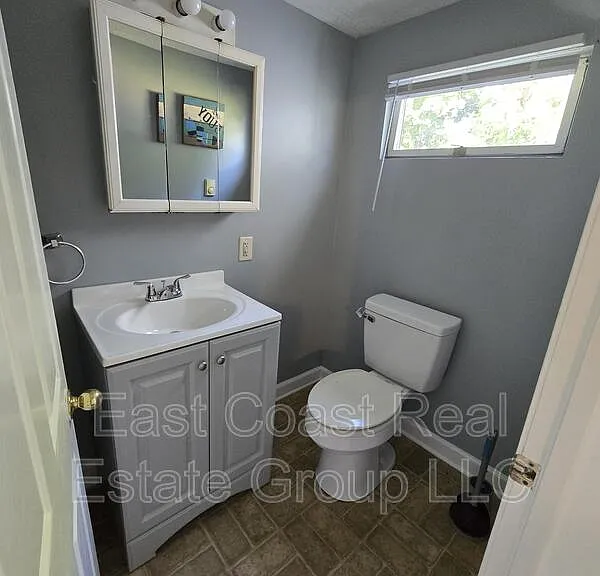721 2nd St #A — Photo 39