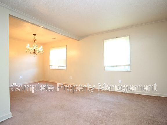 2nd image of 1240 Rayfield Dr