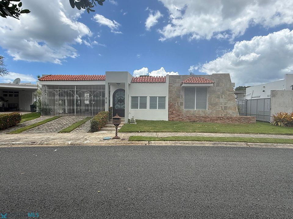 1st image of 618 Pedro Alarcon 618 Mansiones De Espana Casa #4