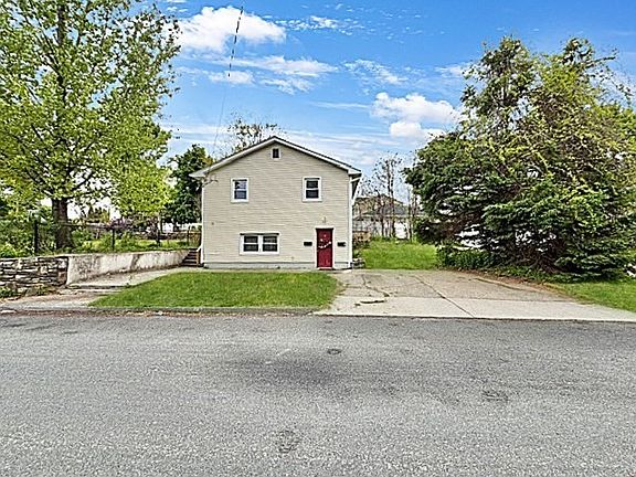 2nd image of 34 Marjorie St