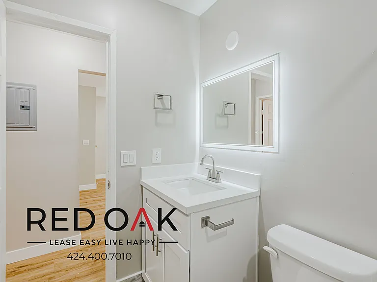 921 W 82nd St #2 — Photo 19