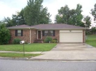 4632 Kings Mill Dr, Owensboro, KY 42303