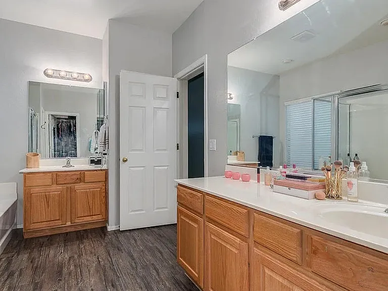 16283 W Desert Mirage Dr — Photo 5