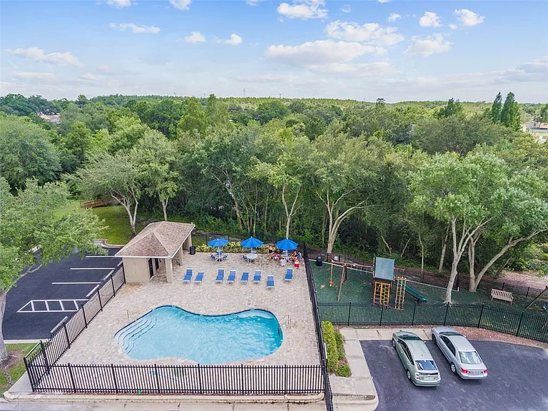4321 Deermont Cir — Photo 37
