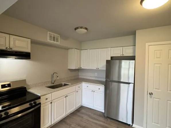 1601 Reckinger Road, 1601 Reckinger Rd #1B, Aurora, IL 60505