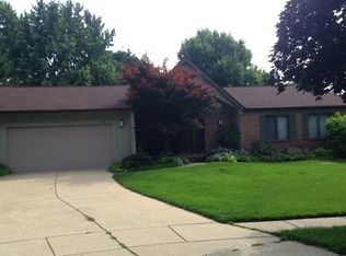 2280 Chaucer Ct, Ann Arbor, MI 48103