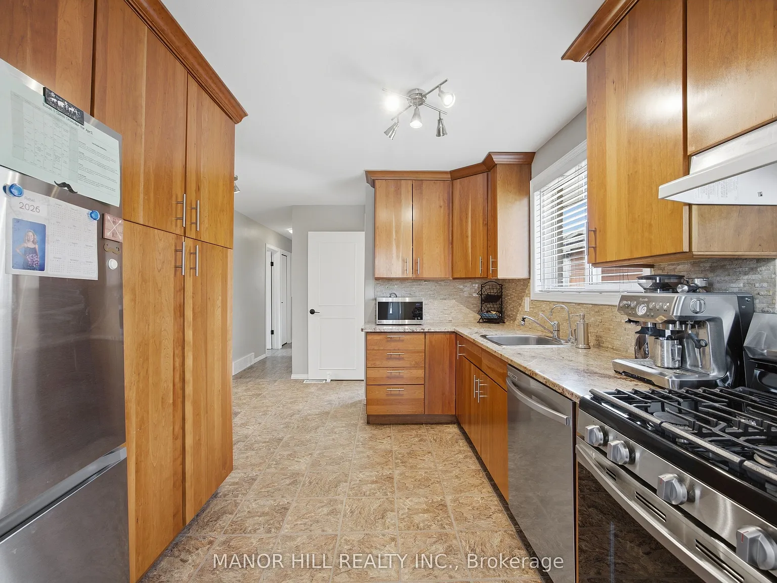 5 bed, $3,400 — Photo 4