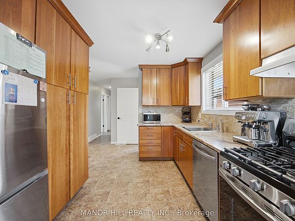 5th image of 513 Havelock Dr