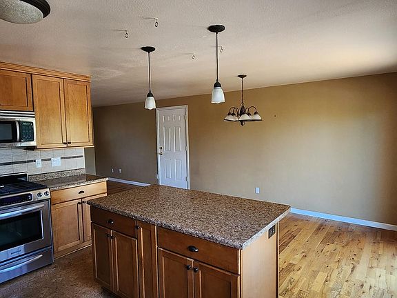 3rd image of 4155 W Rutgers Pl