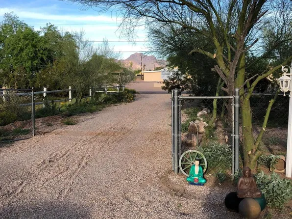 630 S Grand Dr, Apache Junction, AZ 85120