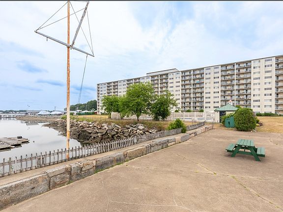 5th image of 100 Cove Way Unit 1005