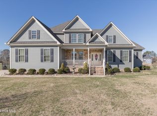 128 Fox Ln, Moyock, NC 27958