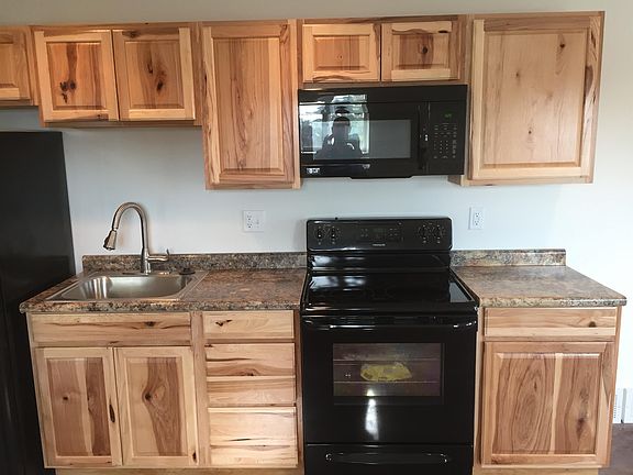 2nd image of 1610 Gilson St #B