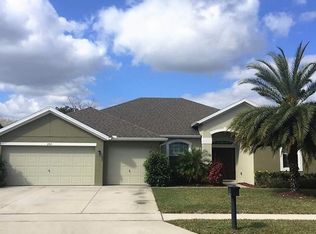 393 Skyview Pl, Chuluota, FL 32766