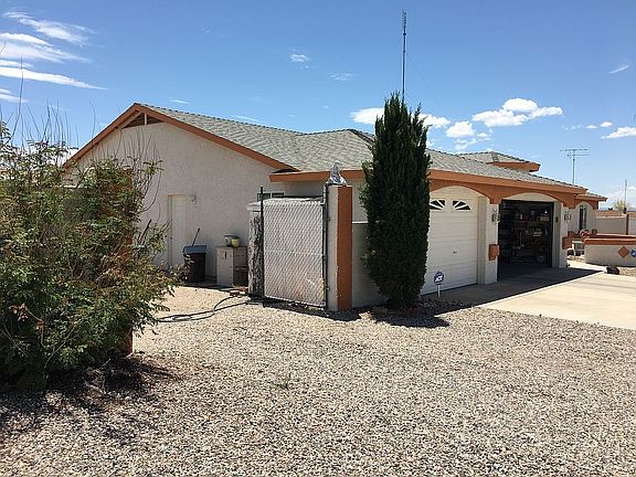 4th image of 3638 El Toro Dr