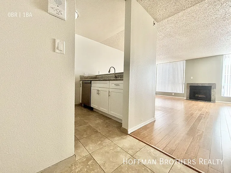 1225 N Cherokee Ave #108 — Photo 5