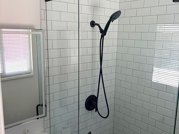 5th image of 2258 E Claybourne Ave #A