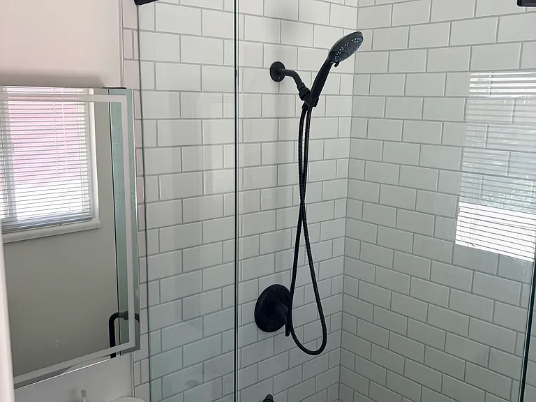 2258 E Claybourne Ave #A — Photo 5