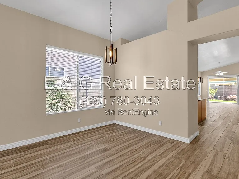 3261 W Ross Dr — Photo 9