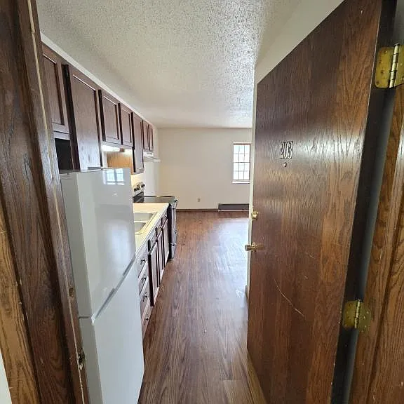 201 W South Railroad St #203 — Photo 2