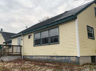 30 Allen St, Berwick, ME 03901