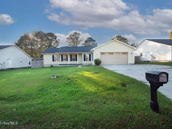 304 Carlisle Court, Jacksonville, NC 28540