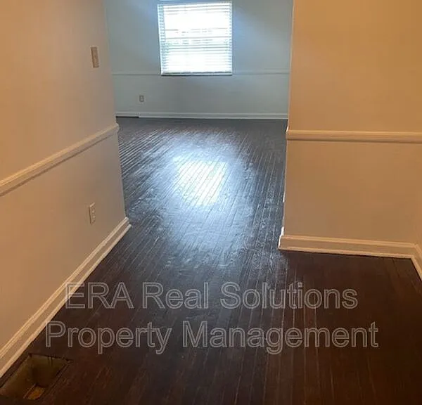 299 Mayfair Blvd #A — Photo 7