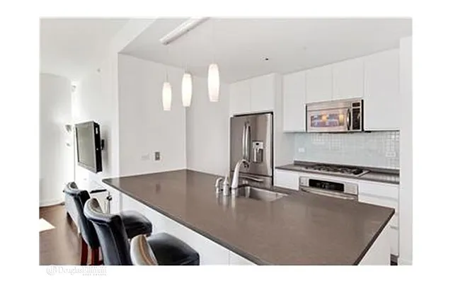 Rented by Douglas Elliman | media 8