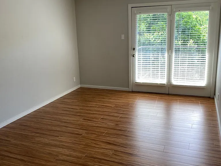 Nob Hill Homes — Photo 12