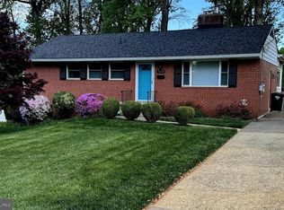 7608 Hamlet St, Springfield, VA 22151