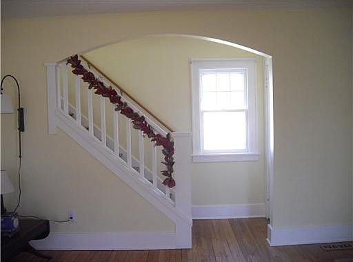 4th image of 313 E Cowley Ave