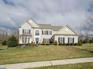 2824 Mountain Laurel Dr, Furlong, PA 18925