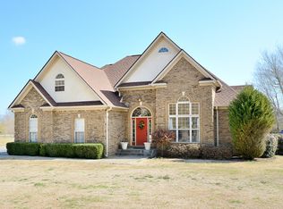 967 Skypark Rd, Florence, AL 35634