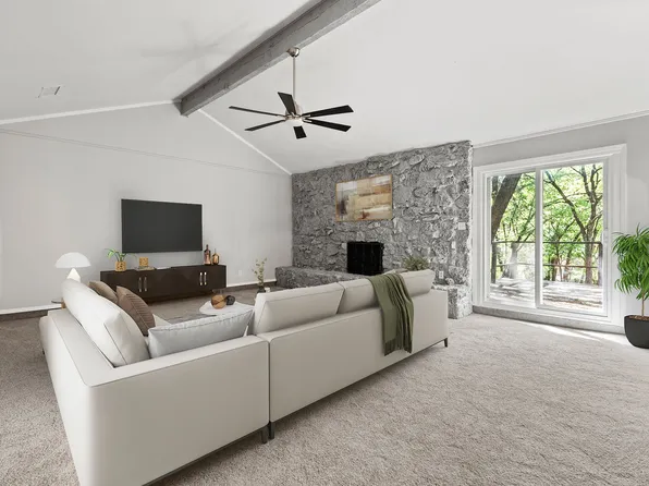 2104 Valleydale Dr, Arlington, TX 76013