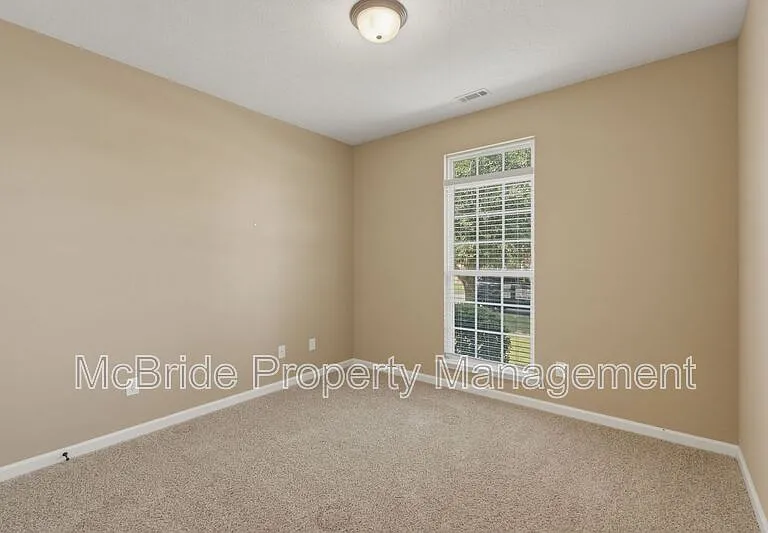 5040 Nokesville Cir — Photo 12