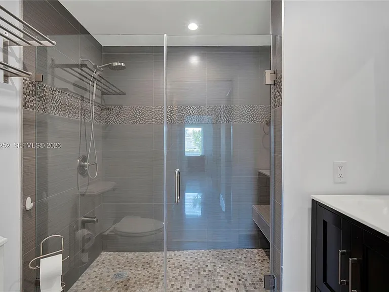 5901 SW 45th St #O — Photo 10