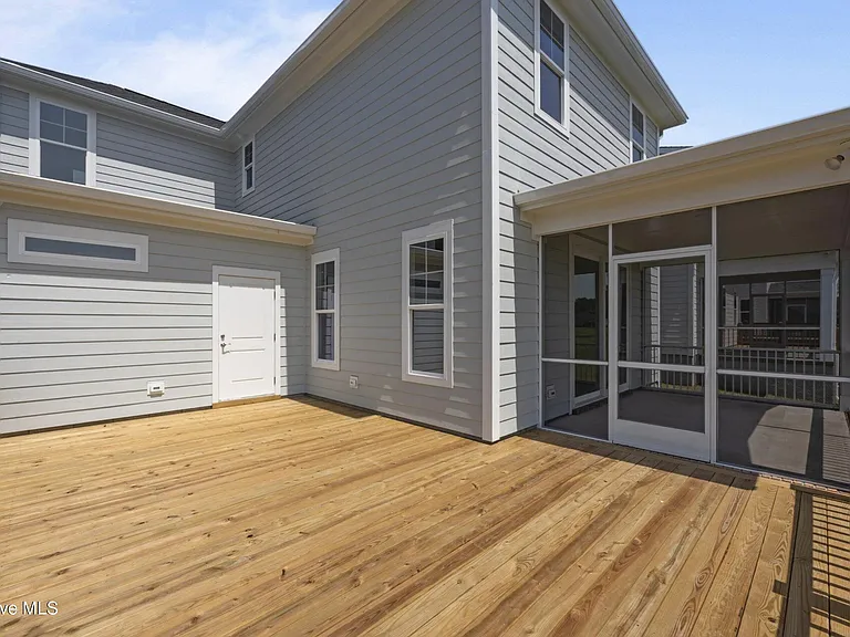 319 Taylorwood Dr — Photo 26