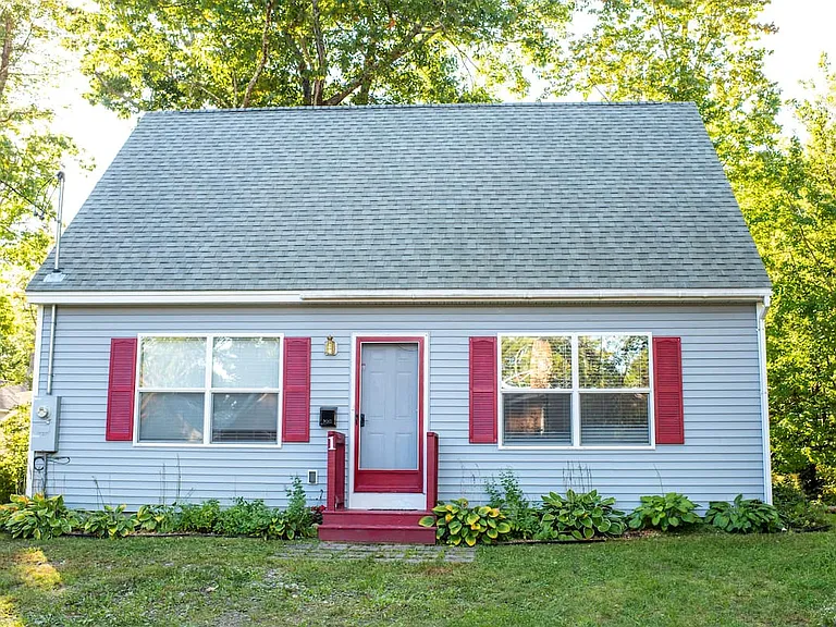 1 Sarah Ln — Photo 27