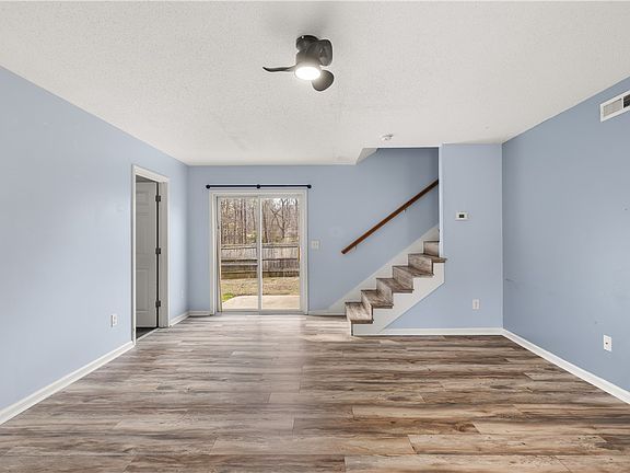 4th image of 101 Buteos Way