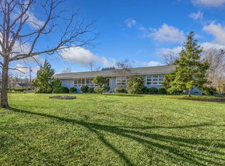 91 Ridge Rd, Greenville, SC 29617