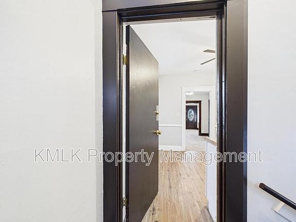 5th image of 2997 E 128th St