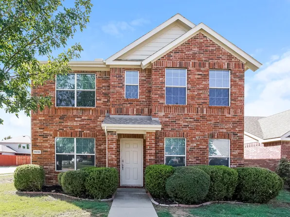 9032 Wild Rose Ln, Aubrey, TX 76227