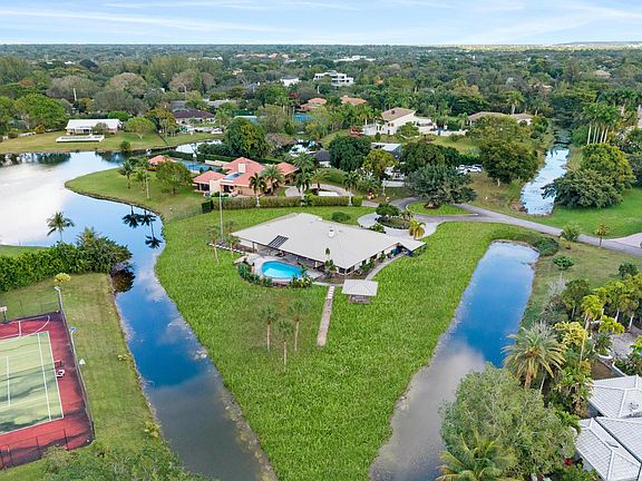 5th image of 4120 NW 99th Avenue