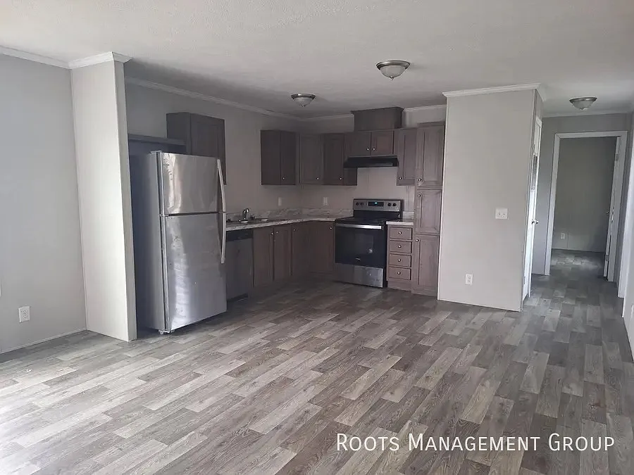 3 Bed 2 Bath Home Available for Lease at Sherwood Heights - Apply Now! — Photo 3