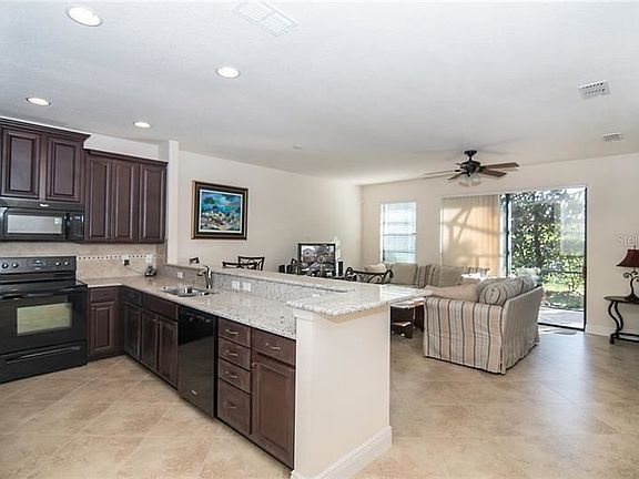 4th image of 8442 Kelsall Dr