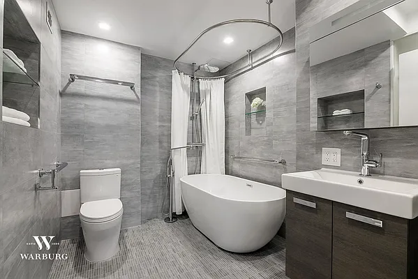 Rented by Warburg | media 7