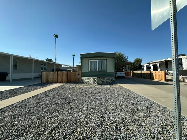 560 W Pleasant Avenue #8, Tulare, CA 93274