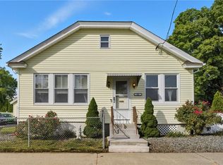 26 Blackburn St, Pawtucket, RI 02861