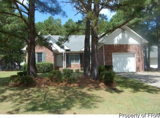 109 Windsor Ln, Raeford, NC 28376